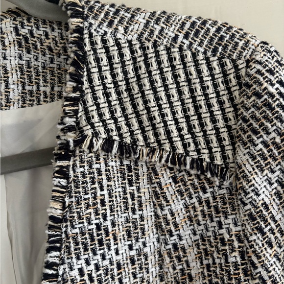 Chico's Black Tweed Fringe Blazer Jacket Women’s Size 8/10 (Chico’s Size 1) - Picture 9 of 15